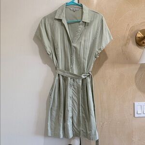 Lightweight Shirt Dress with tie